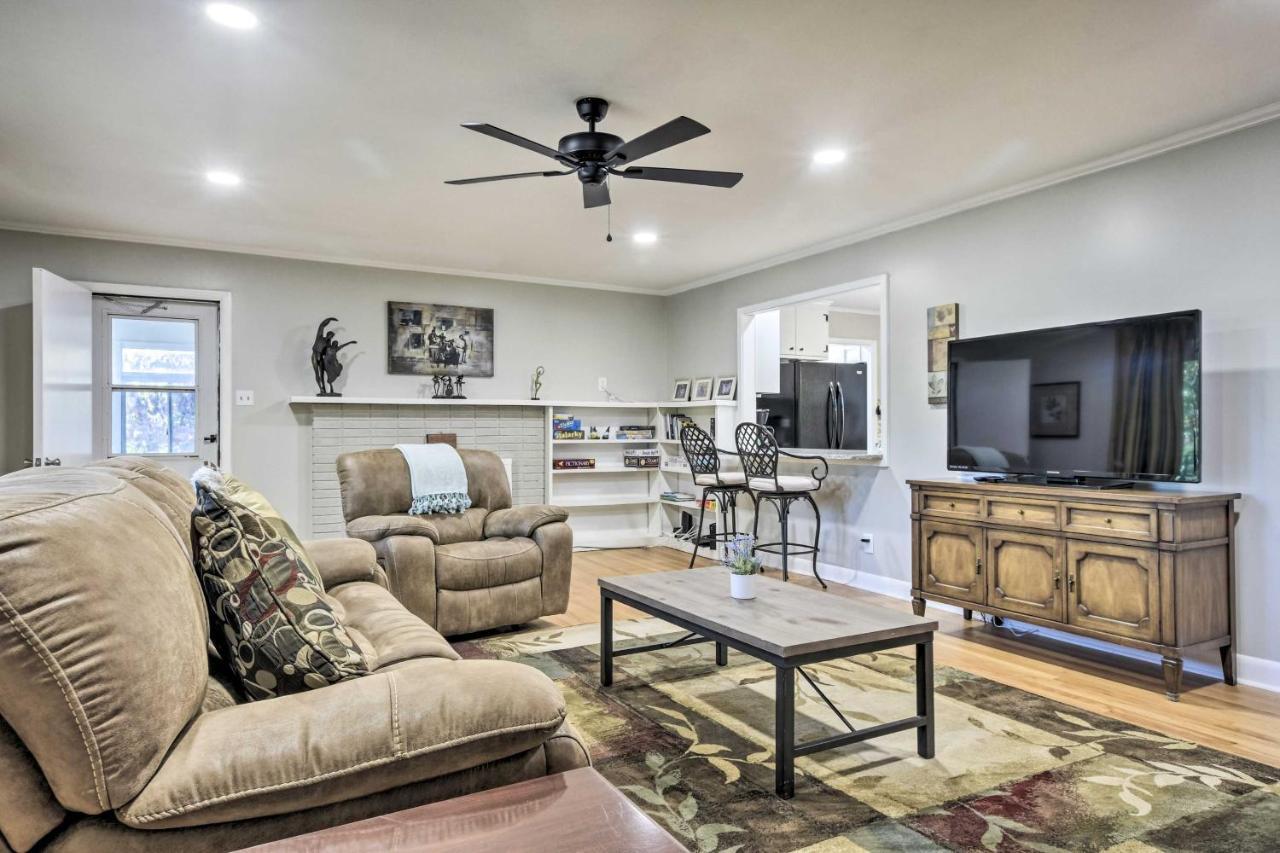 Durham Home Floor-To-Ceiling Windows With View Exterior photo